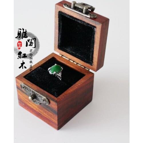 The new factory direct red wood ring boxes earring box mahogany mahogany wooden jewelry box fine