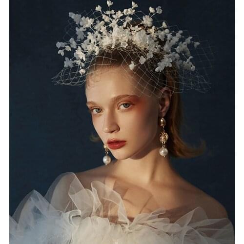 New Fashion Beadings Wedding Veils Bridal Tulle Veil in High Quality Hair Soft Blusher Brides Veil for Woman