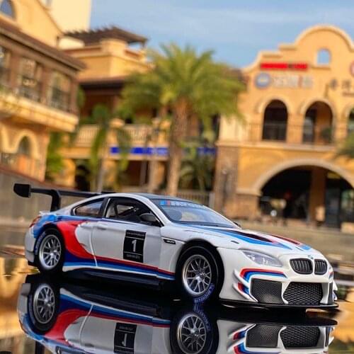 1:32 M6 GT3 Le Mans Racing Car Free Wheeling High Light Sport Racing Car Model Toy Diecast Metal Alloy Miniature Replica
