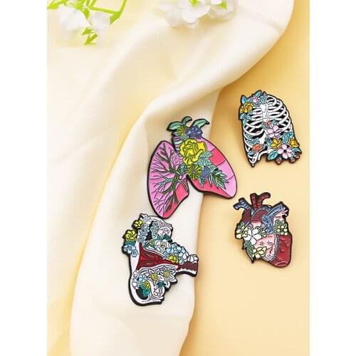 Gorgeous flower viscera series brooch Pink Rose skeleton body lung brooch Heart uterus eye bone brooch Creative Backpack Badge