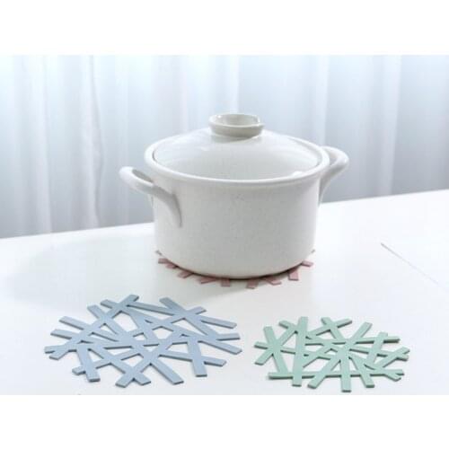 New Table Insulation Pad Heat-resistant Placemats Household Hollow Casserole Pad Anti-hot Mat Kitchen Decoration Accessories