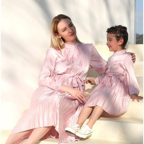 Long Sleeve Bow Pink Long Dresses Mom And Daughter Matching Clothes Mother Kids Outfits Pleated Skirt For Mom And Daughter Dress