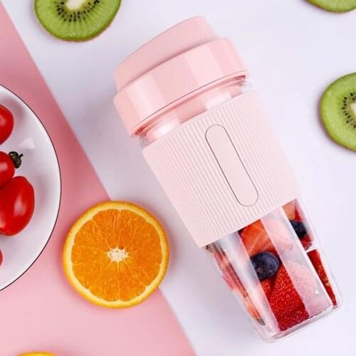 Mini Blenders Juicer Portable Blending Cup USB Charge Juicing Cup Travel Juicer Blenders 300ML Fruits Vegetables Blenders Juicer