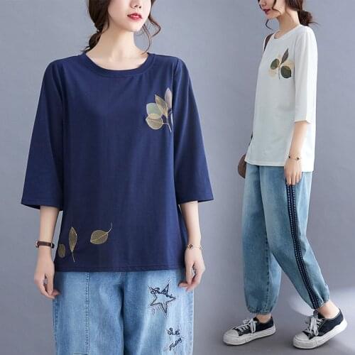 Women Cotton Plus Size T Shirt 2021 Summer New Casual 3/4 Sleeve Tee Loose Embroidered Leaves Top Pullover