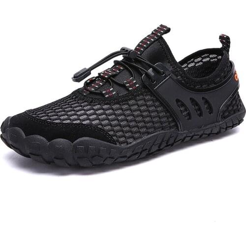 Mens Water Shoes Quick Drying Breathable Mesh Sandals Outdoor Trekking Wading Shoes Fisherman Non-Slip Rubber Sole Size 39-47