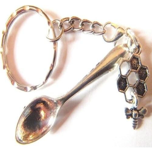 Creative Bee Honeycomb Keychains Drum kit Balance Pendants Kitchen Spoon Keyring British flag wing Pizza Jewelry Car Bag Gift