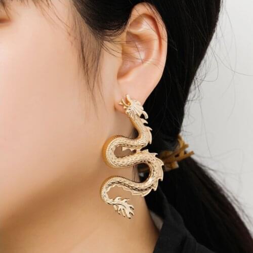 2020 Unique Chic Metal Dragon Punk Gold Tone Firery Dragon Stud Earrings For Women Statement Earrings Jewelry Femme Bijoux