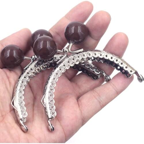 30PCS 8.5cm Ruffled Arch Purse Frames Kiss Clasps Clutch Buckle Handbag Handle Brown Ball Luggage Crafts Hardware Accessories
