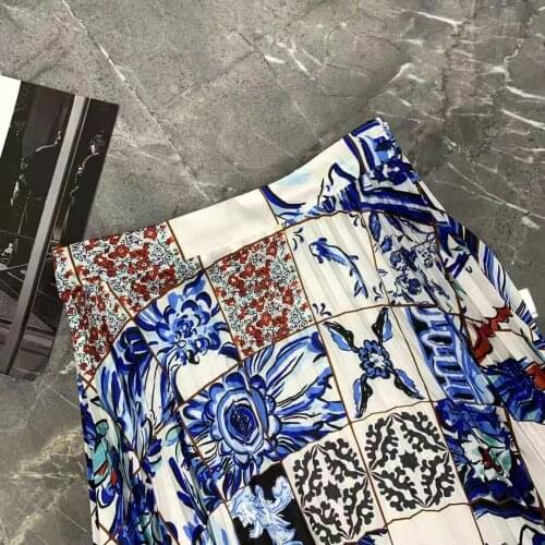 Runway Fashion Women Contrast Color Blue Flower Print Pleated Gothic Irregular Skirt