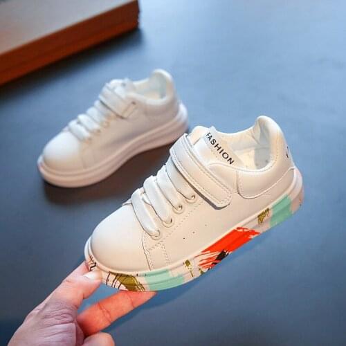 Fall 2021 New Childrens Graffiti White Shoes All-match Low-top Sneakers kids Boys Casual Girls Sports Shoes High Quality