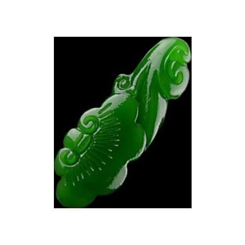 High Imitation Green Pendant Necklace Carved Ruyi Fortune Amulet Women Men Fashion Jewelry Free Rope