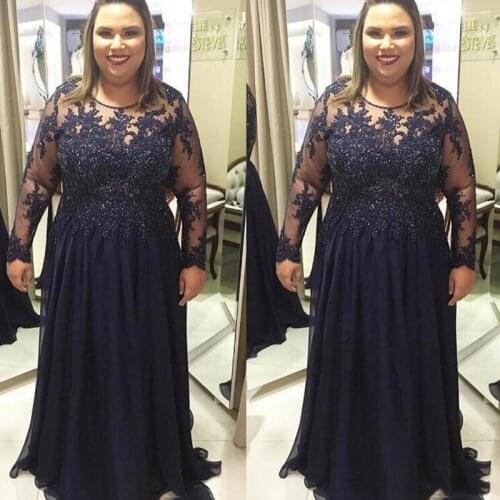 Latest Gorgeous Navy Blue Long Sleeves Mother of the Bride Dresses Lace Jewel Neck Beaded Wedding Guest Gowns Sweep Train 2021