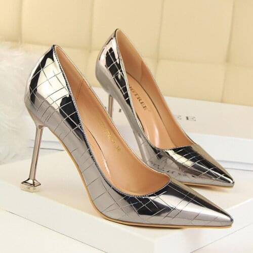 Spring Women Shoes Pointed Toe Pumps 9.5CM Thin Heels Wedding Dress Vintage Stone pattern PU Leather High Heels Boat Shoes