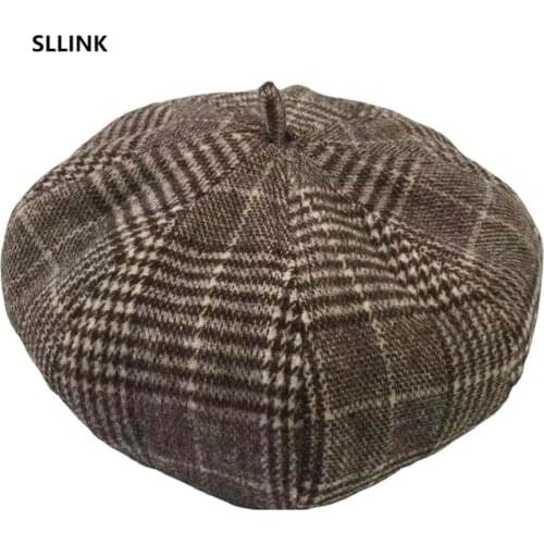 Retro striped autumn winter lattice Beret female Korean literary leisure octagonal hat student painter bud hat trend bonnet