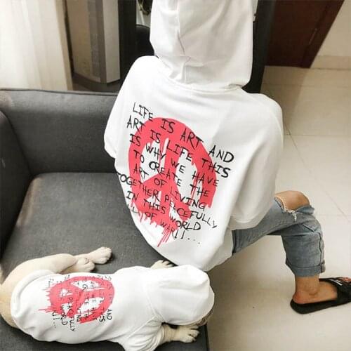 Fashion Dog Clothes Graffiti Pet Dog Hoodie Pet Matching Clothes For Small Medium Dogs Coat French Bulldog Puppy Dogs Costume