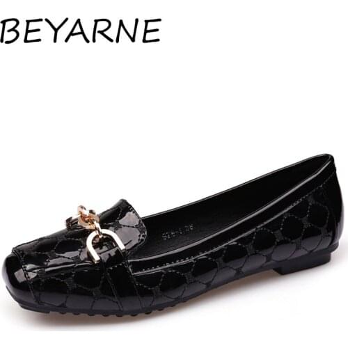 BEYARNE2020 Flat Shoes Woman Loafers Women Bateau Shoes Party Wedding Dress Soft Bottom Square Toe Striking Luxury Brand Design