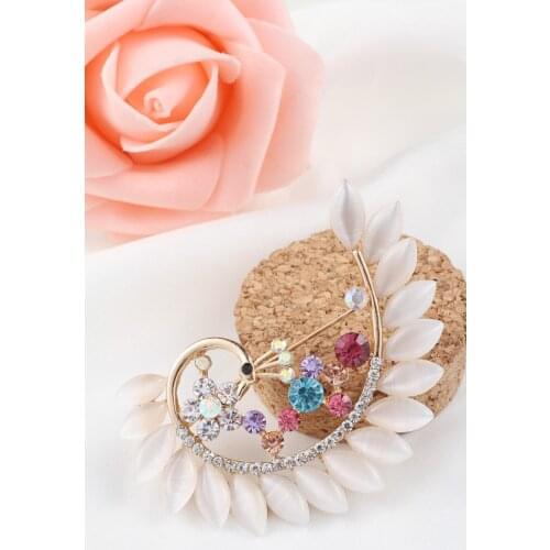 Zircon rhinestone crystal brooches for women wedding bouquet Cute vintage colorful peacock brooch pins animal jewelry