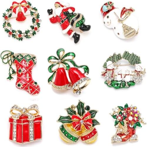 Single Color Alloy Cute Lion Dog Brooch Christmas Boots Santa Claus Brooches for Women Broach Hats Scarf Clips Jewellery