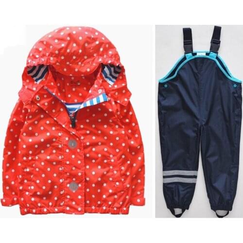 Spring and Autumn models on the new girls Europe and the United States wind red wave point waterproof long-sleeved hooded jacket