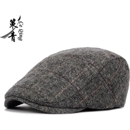 Middle aged and old mens autumn and winter hat duck tongue forward hat British classic Plaid fur Beret