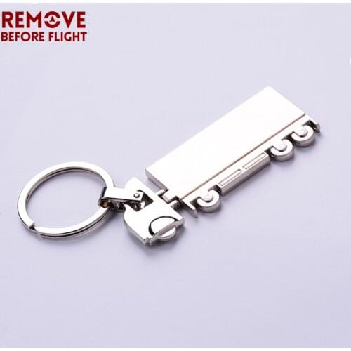 3D Truck Model Shaped Trendy Keyring Keychain for Car Key Holder Key Chains FOB Motorcycle Key Chains Pendant Key Ring for Men