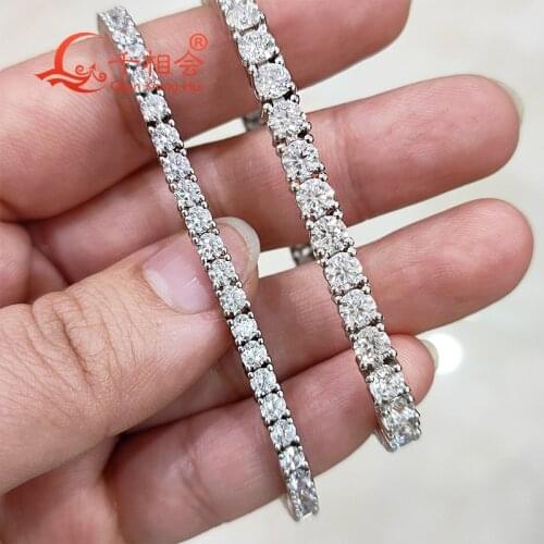 Qian Xiang Hui Necklaces