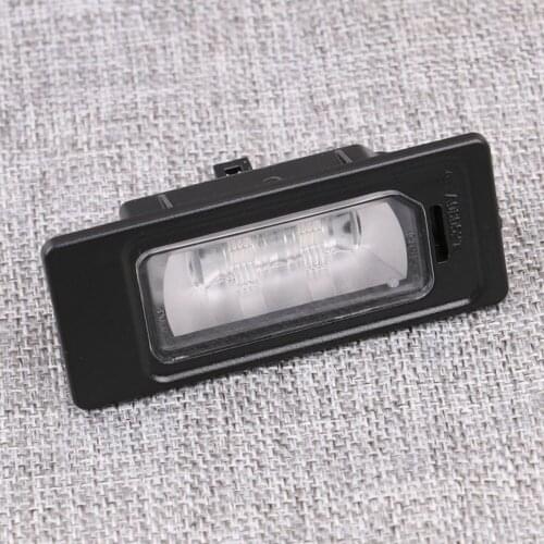 LED License Plate Light Lamp For Audi A1 A3 A4 A5 A6 A7 Q3 Q5 TT For VW Jetta Passat 2013 2014 4G0943021 5N0943021 5N0 943 021