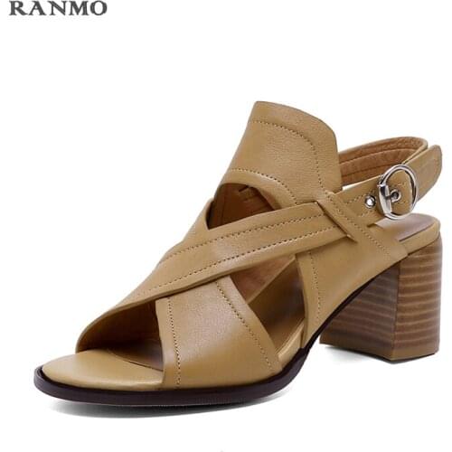 Summer New Leather Sandals Women with 6 Cm Thick Shoes Casual Fashion Sandals Office Shoes Party Shoes Comfortable Luxury Shoes