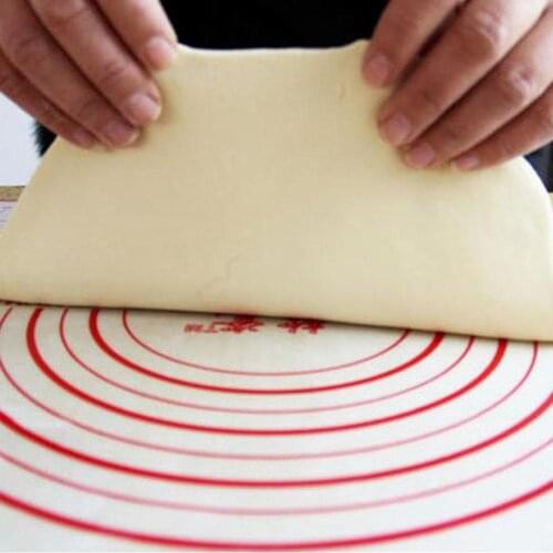 29x26cm Non Stick Silicone Cooking Tools Baking Mat Cake Baking Bakeware Liners Pads Kneading Dough Mat Red/Black