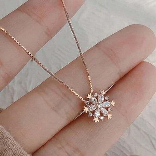 Simple and Versatile Snowflake Necklace Flash Cubic Zircon Necklace Fashion Clavicle Chain Rose Gold Silver Color for Women