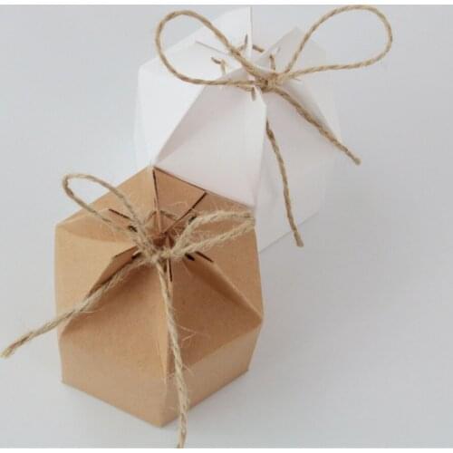 50pcs Creative Kraft Paper Candy Gift Boxes Hexagon Shape Wedding Favors Cake Gift Packaging Boxes Party Favors For Guests