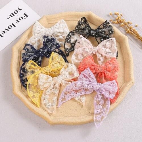 Lace Daisy Hair Clips for Girls Baby Big Bows Hairgrips Kids Hair Accessories Lovely Infant Floral Children Hollow Barrette