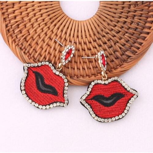Bohemian Crystal Red Sexy Lips Earrings For Women Statement Fashion Jewelry Ladies Party Gifts Minimalist Wedding Accessories