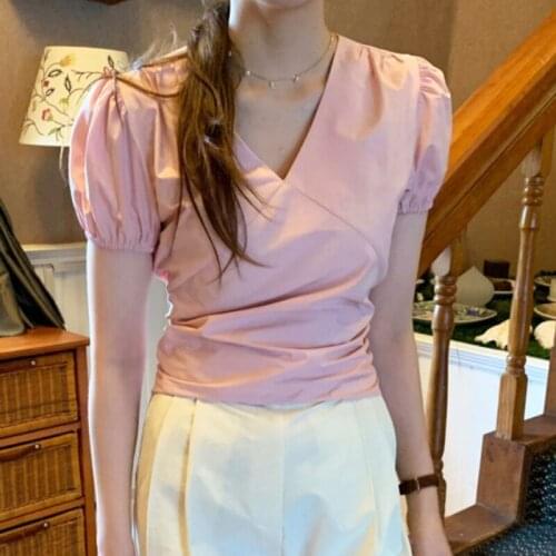 South Korea Chic Sweet Pink and White V-Neck Folds Back Elastic Waist Short Puff Sleeve Shirt Top