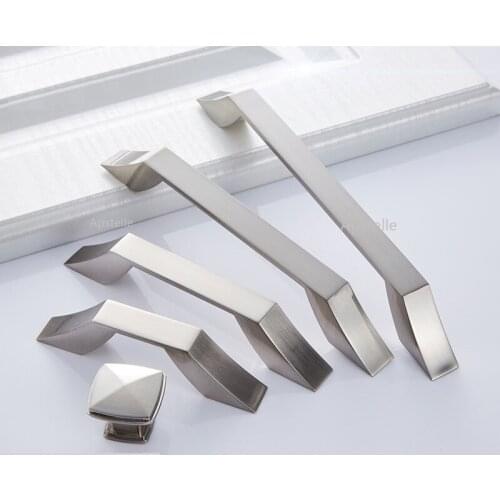 Wardrobe Closet Handle Nordic Style Silver Drawer Cabinet Knobs Circular Kitchen Cupboard Pull Zinc Alloy