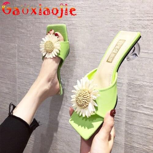 Slippers Women Summer Fashion Small Daisy Mid-heel 4CM Round Heel Square-toe Sandals 2020 New Comfortable Flower Womens Shoes