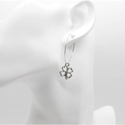Vintage four-leaf clover pendant earrings, lucky earrings, womens daily party gift jewelry
