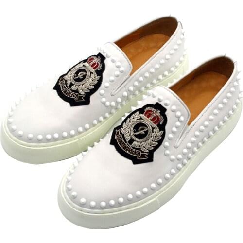 Winter white Fashion casual shoes handmade High Quality Slip on Outdoor Rivet Men Shoes Loafers