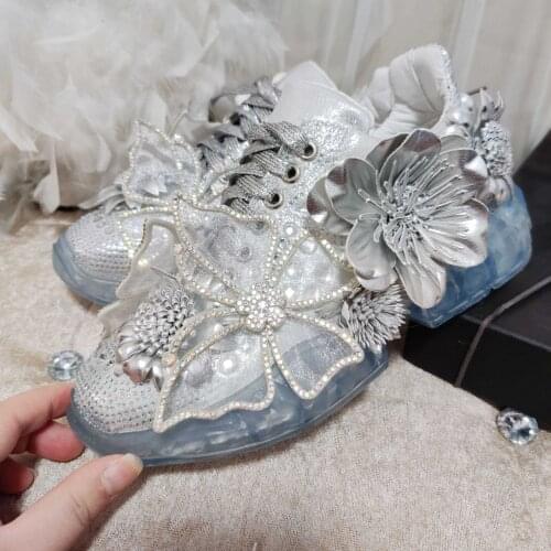Handmade womens shoes new fashion rhinestone leather flowers dream butterfly old shoes casual shoes
