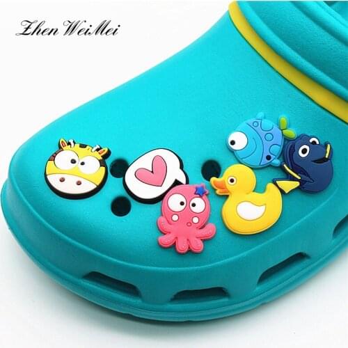 Shoe Accessories Apparel Set Cartoon Shoe Decorations Animal Series Garden Shoe Charm Accessories for Wristbands Kids Party Xmas