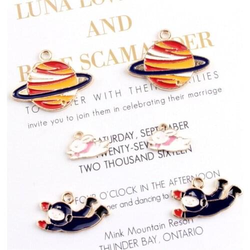 10 pcs Astronaut Planet Rabbit Enamel Charms Bracelet Fit Cosmonaut Drop Oil Metal Pendant DIY Earring Jewelry Accessories YZ140