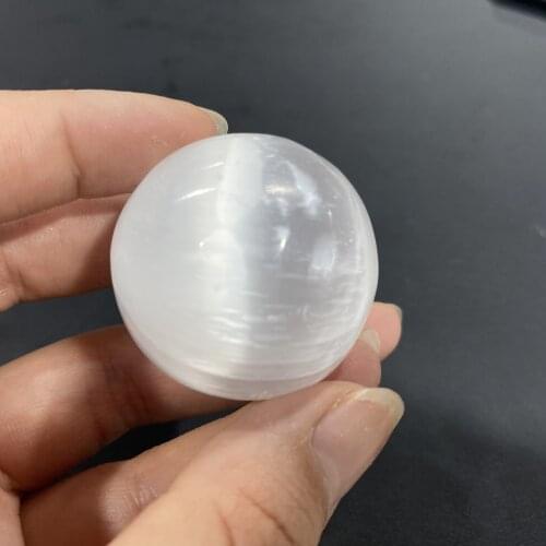 3.5-4cm Natural White Selenite Quartz Yoga Ball Massage Healing Collection Meditation DecorHome Decoration Gift