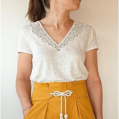 Rosewood Lace T-Shirt Women V Neck Short Sleeve Chic Elegant T Shirt Tshirt Femme 2021 Summer Clothing Tops Tee Shirt Fashion