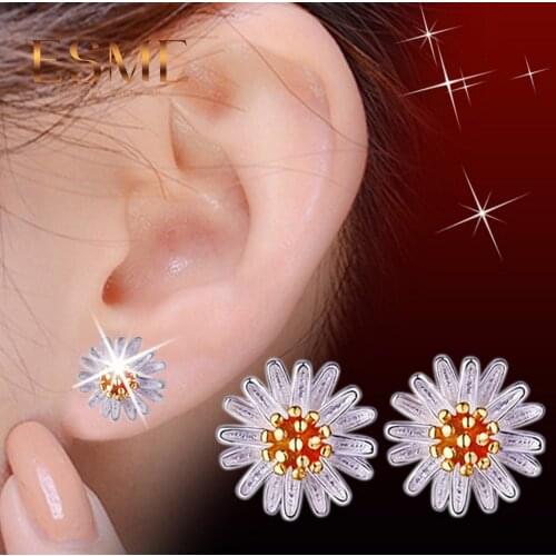 Loving sun flower Daisy white ear studs fashion earrings white ear ornaments pendant wholesale female ornaments