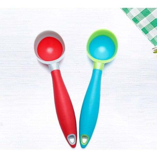 Kitchen Gadgets Multi-function Watermelon Meat Digging Fruit Vegetable Tool Anti-slip Mash Potato Spoon TPR/Rubber 1Pcs