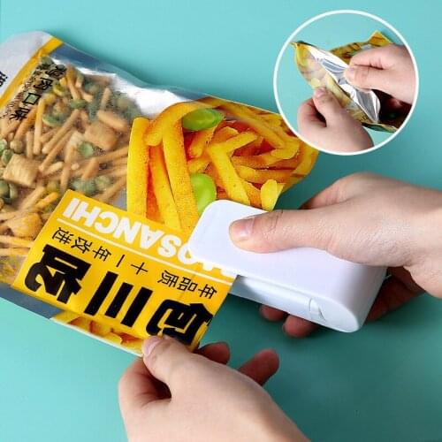 Kitchen Home Portable Mini Sealer Home Heat Bag Plastic Food Snacks Bag Sealing Machine Food Packaging Kitchen Storage Bag Clips