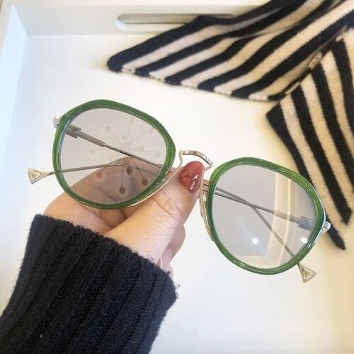 High Quality Luxury Small Sunglasses Leopard Grey Shades for Woman Men Brand Round Sun Glasses Women Party Chic Glasses UV400