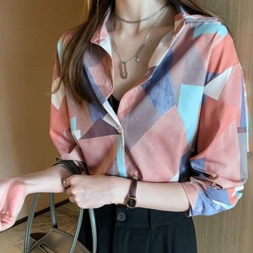 New 2021 Women Print Blouse Spring Summer Chiffon Shirts Casual Oversize Button Up Blouse Fashionable Office Lady Wild Tops