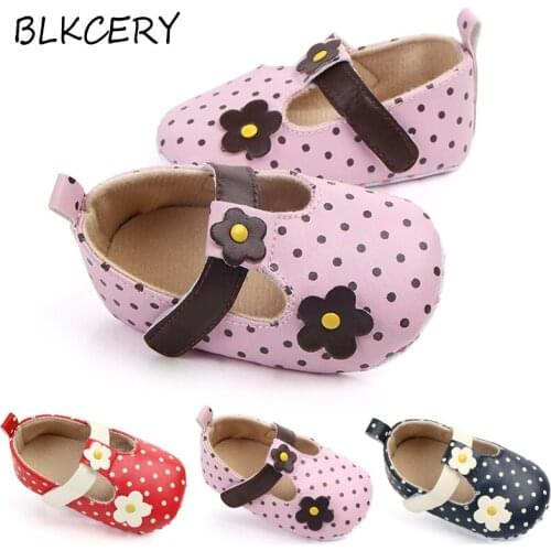 Brand New Fashion Baby Girl Shoes Newborn Soft Moccasins Moccs Shoes Infant Footwear Toddler 1 Year Old Flowers First Walkers