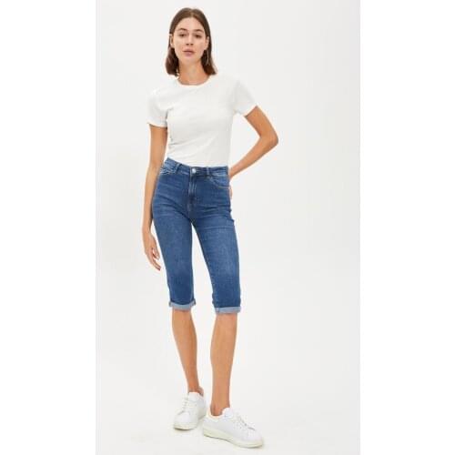 Women Capri-Flushing Jean Pants Summen Season Casual Cutout Tight-Fitting Mould Kombin High Quality Fabric Trend Fit Mini Mannequin Size: Chest: 83 Height: 1.79 Basin: 88